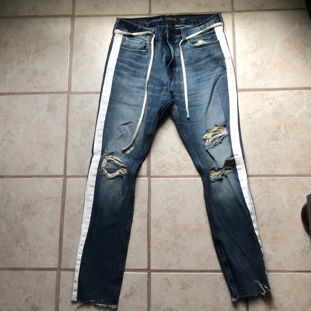 Ripped jeans